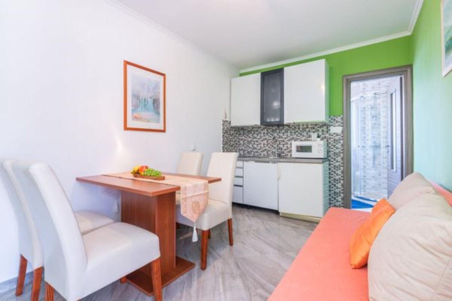 Apartments Barbara 苏佩塔斯卡德拉加 外观 照片